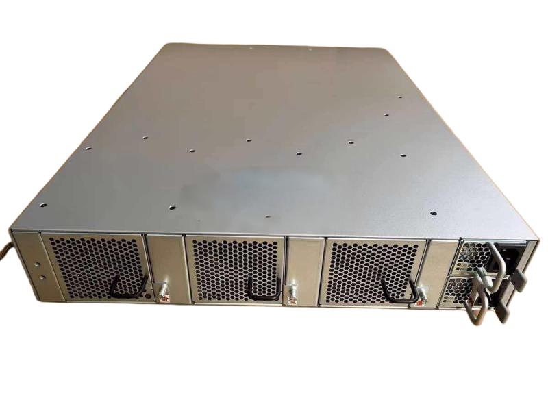 brocade br g630 48 32g r g630 48 port 32g sfp+ fibre channel switch 2u dual power high density nvme san switch